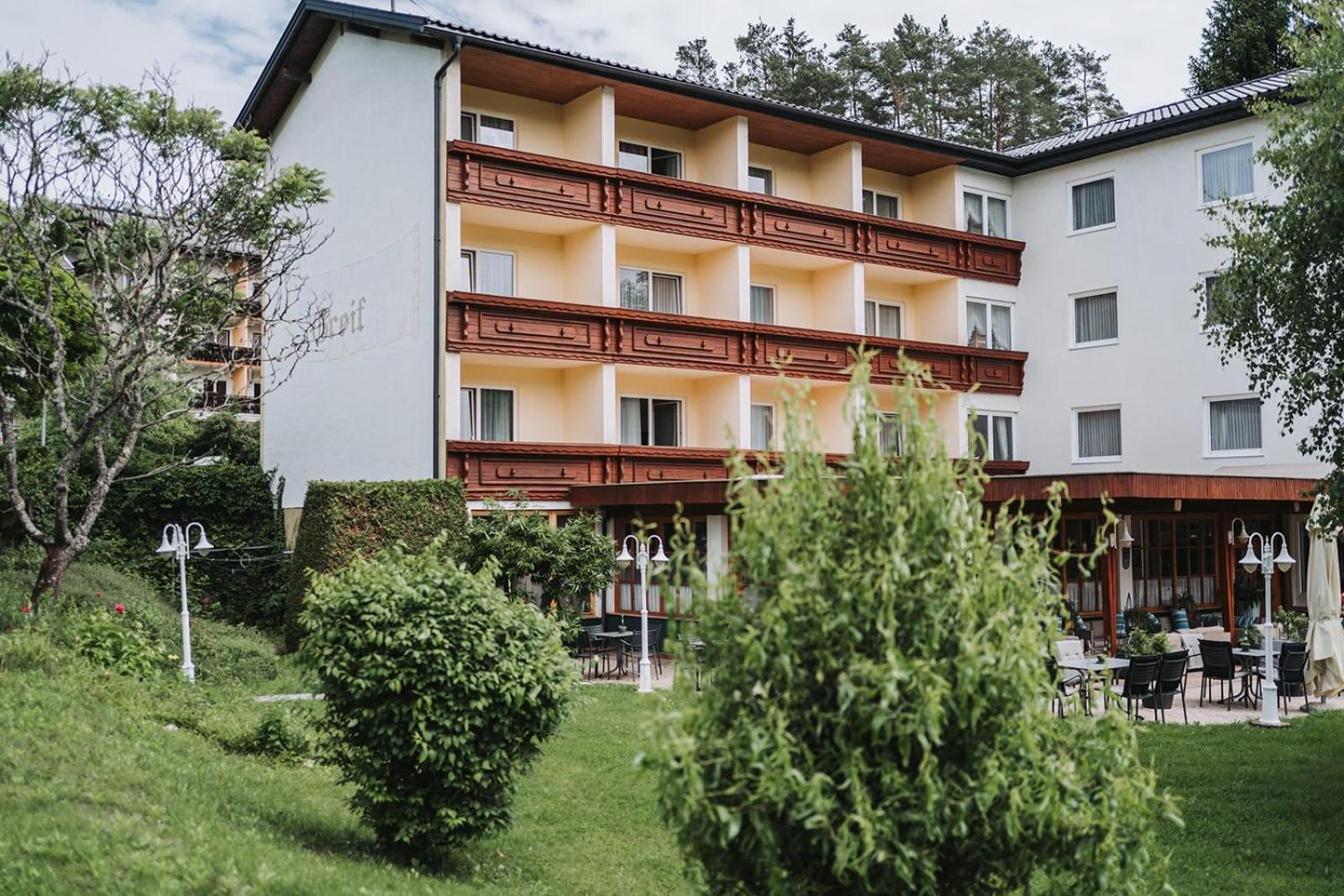 Hotel Greif Sankt Kanzian am Klopeiner See Kültér fotó
